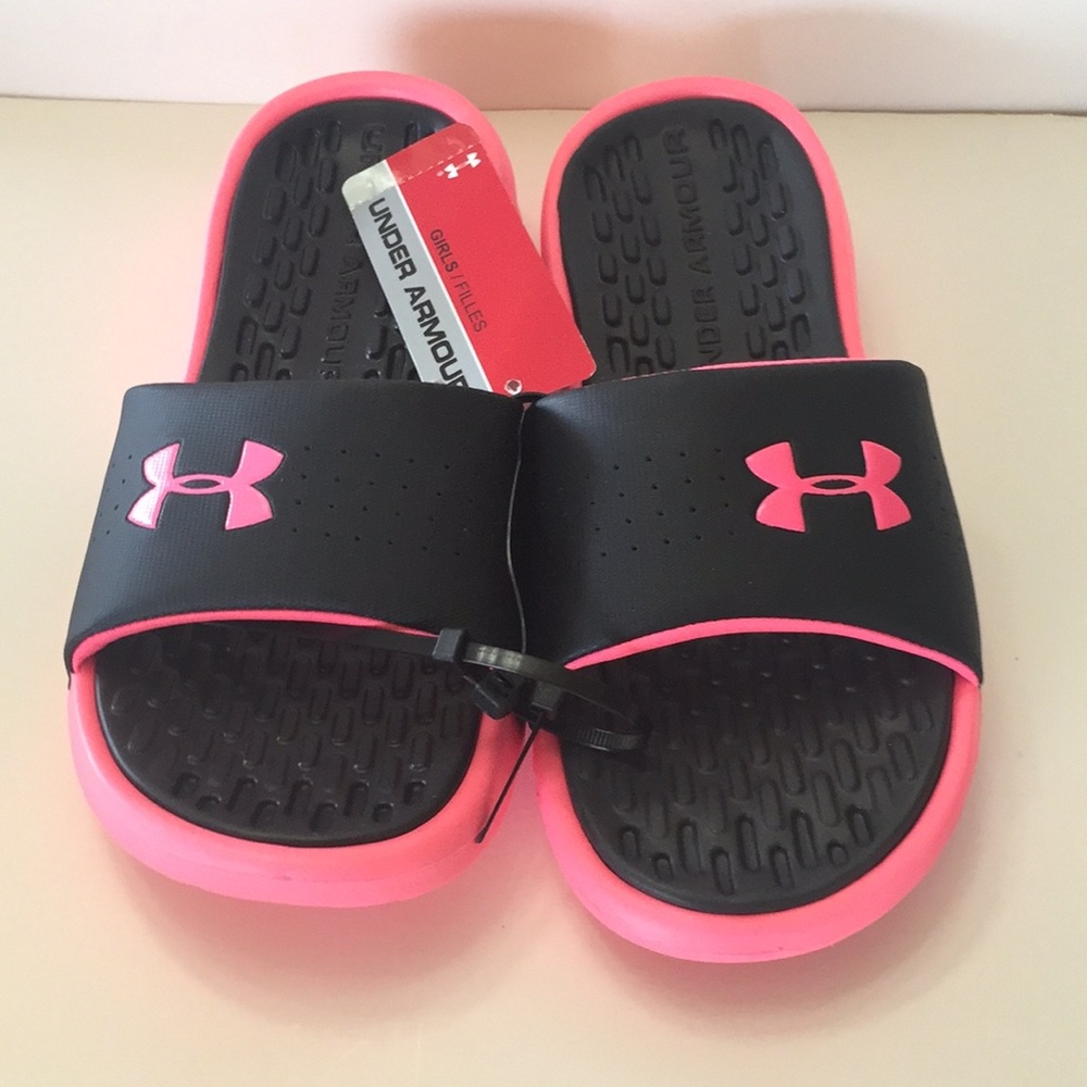 Under Armour Girls size 4Y